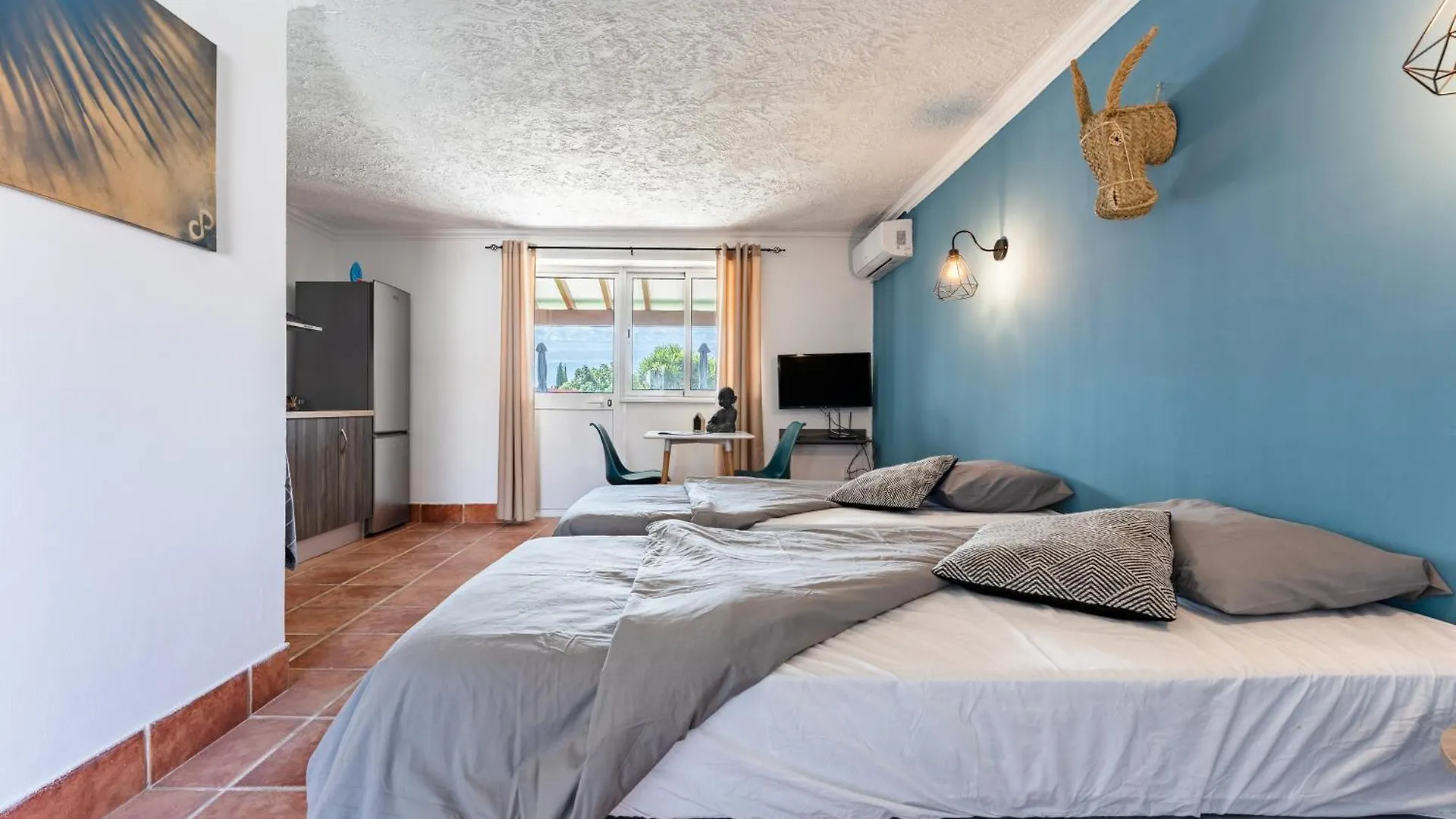 La Casa De Familia Bed & Breakfast Malaga