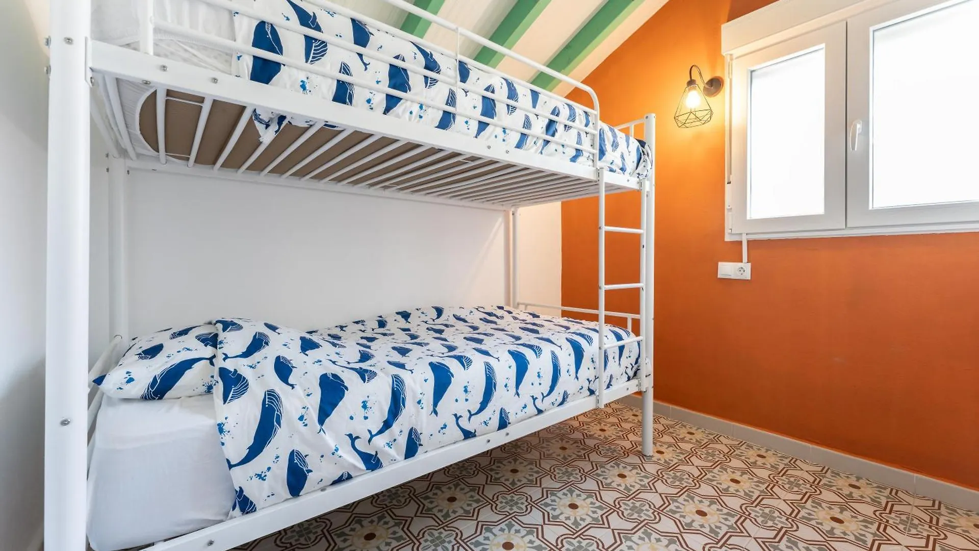 La Casa De Familia Bed & Breakfast Malaga Spain