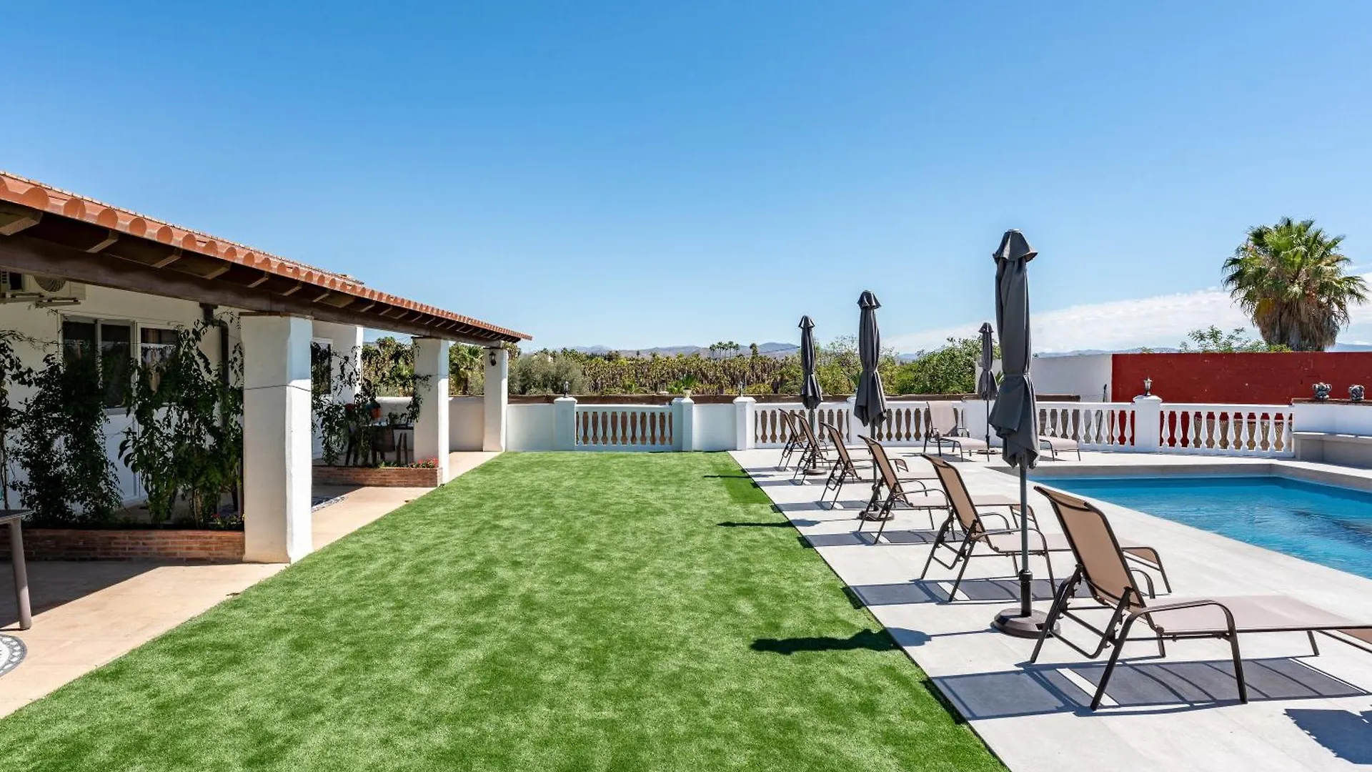 La Casa De Familia Bed & Breakfast Malaga